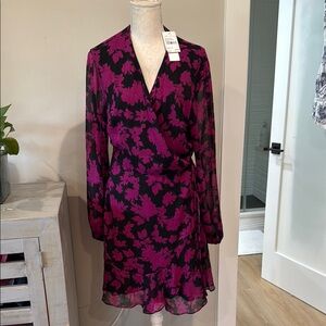 NWT Gorgeous Floral Wrap Dress